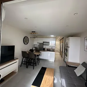T2 La Bergerie Vue 50 M De La Appartamento Hyères