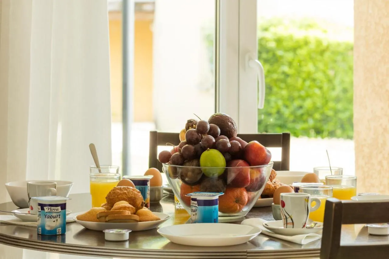 Garden & City Lyon - Marcy Apartmanhotel
